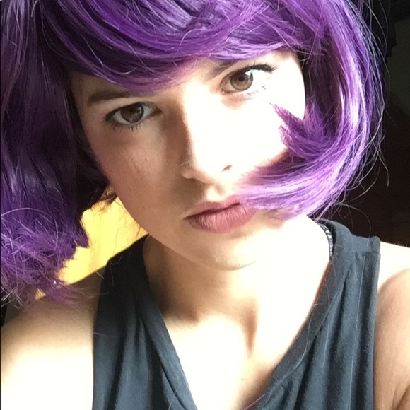 Meet your Posher, Madison - Picture 1 of 1